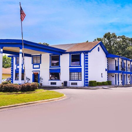 America'S Best Inn Montgomery Bagian luar foto