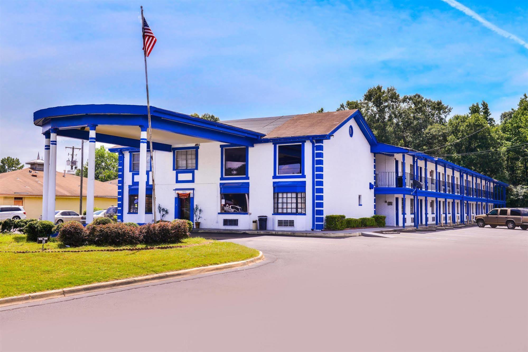 America'S Best Inn Montgomery Bagian luar foto